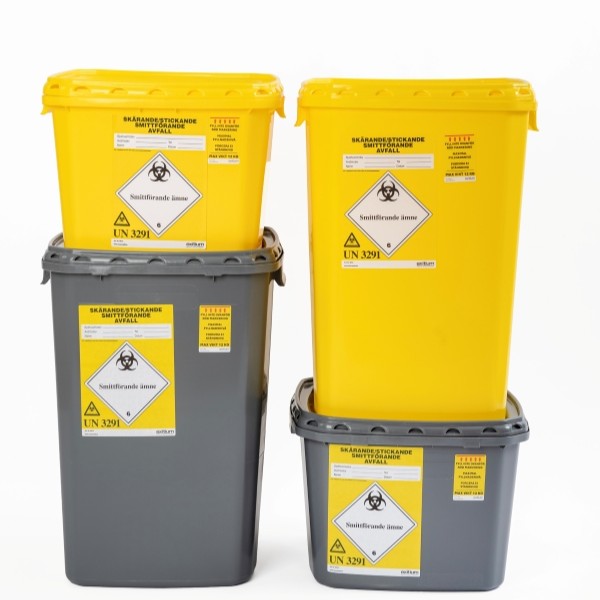 Behållare för skärande, stickande och smittförande avfall